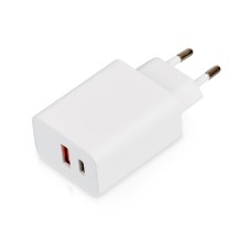 Сетевое зарядное устройство c выходами USB-A и USB-C Recharger Pro Сетевое зарядное устройство c выходами USB-A и USB-C Recharger Pro